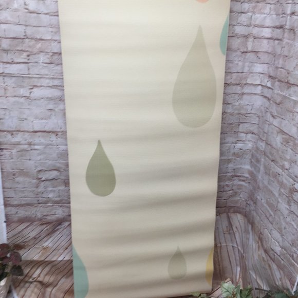 Yoga Mat Very Sarie Rainy Days 24”x72” - Picture 7 of 8
